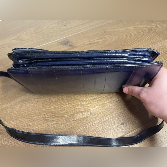 Vintage 1980s Eelskin Korean Made Crossbody Purse Navy Blue Suede interior - Picture 2 of 5